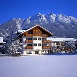 Alpenhof Hotel 4*