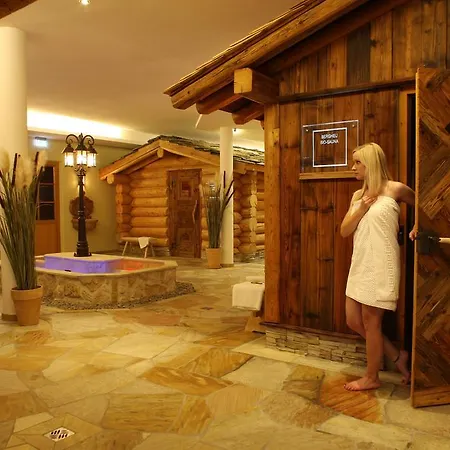 فندق Alpenhof 4*