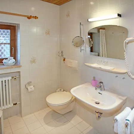 Hotel Alpenhof 4*