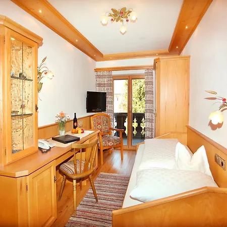 Hotel Alpenhof Krün