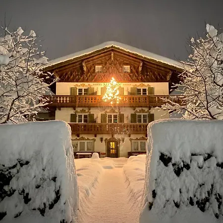 Hotel Alpenhof 4*