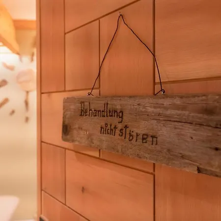 Alpenhof Hotell