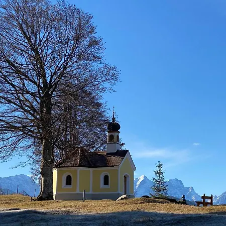 מלון Alpenhof Krün
