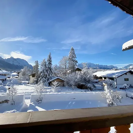 Alpenhof Hotel 4*